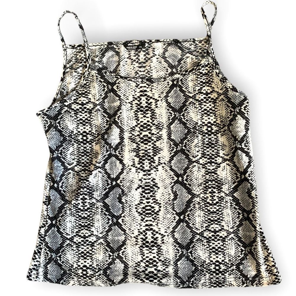 SHEIN Curve Black/white  Snakeskin Spaghetti Strap Top 2XL (A-019)